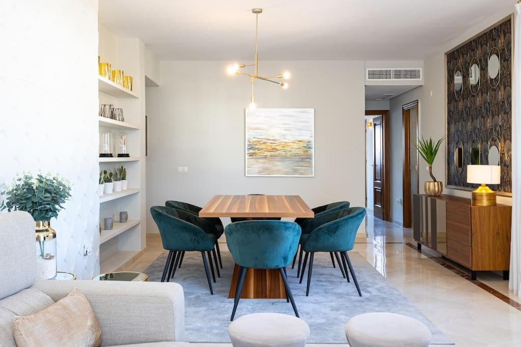 Luxuary Beachside 3Br Apartment ! Estepona Extérieur photo